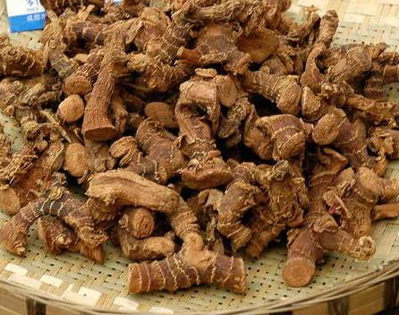 揭秘34种常用香料的名称与用途,15种常见香料正确用法收藏起来吧