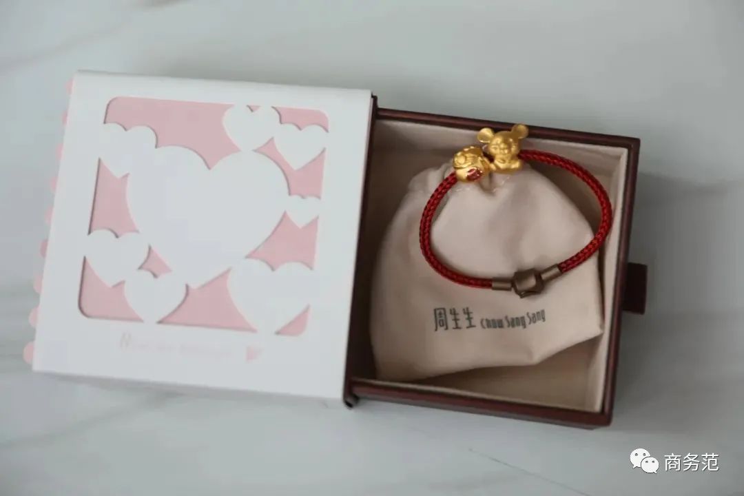 新生婴儿礼物必备物品清单,新生婴儿适合买什么礼物