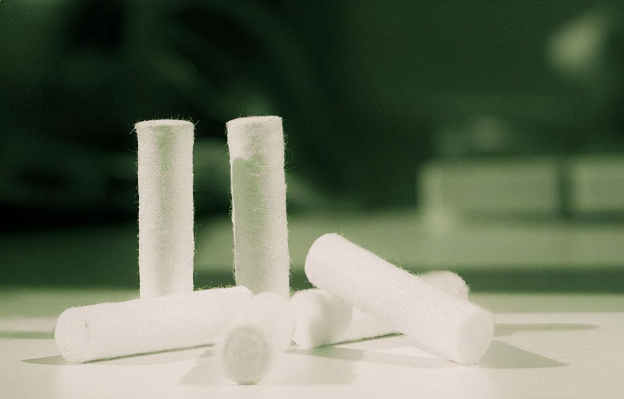 为什么外国女性喜欢中国男性,为什么外国人爱用卫生棉