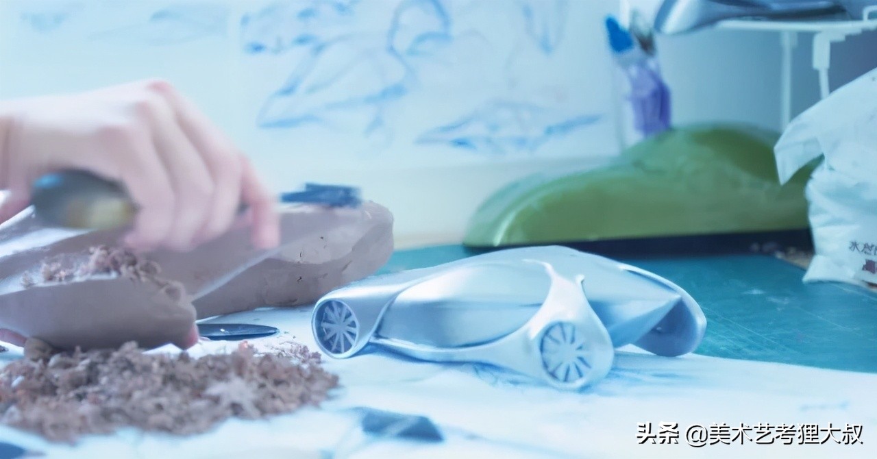 2022艺术类前景最好的十大专业,2021艺术专科十大最吃香专业