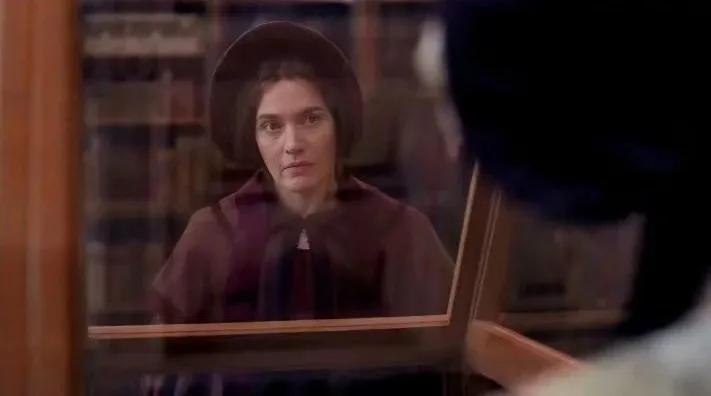 《菊石》的后劲：沉浸体验式的阅片过程，前所未有