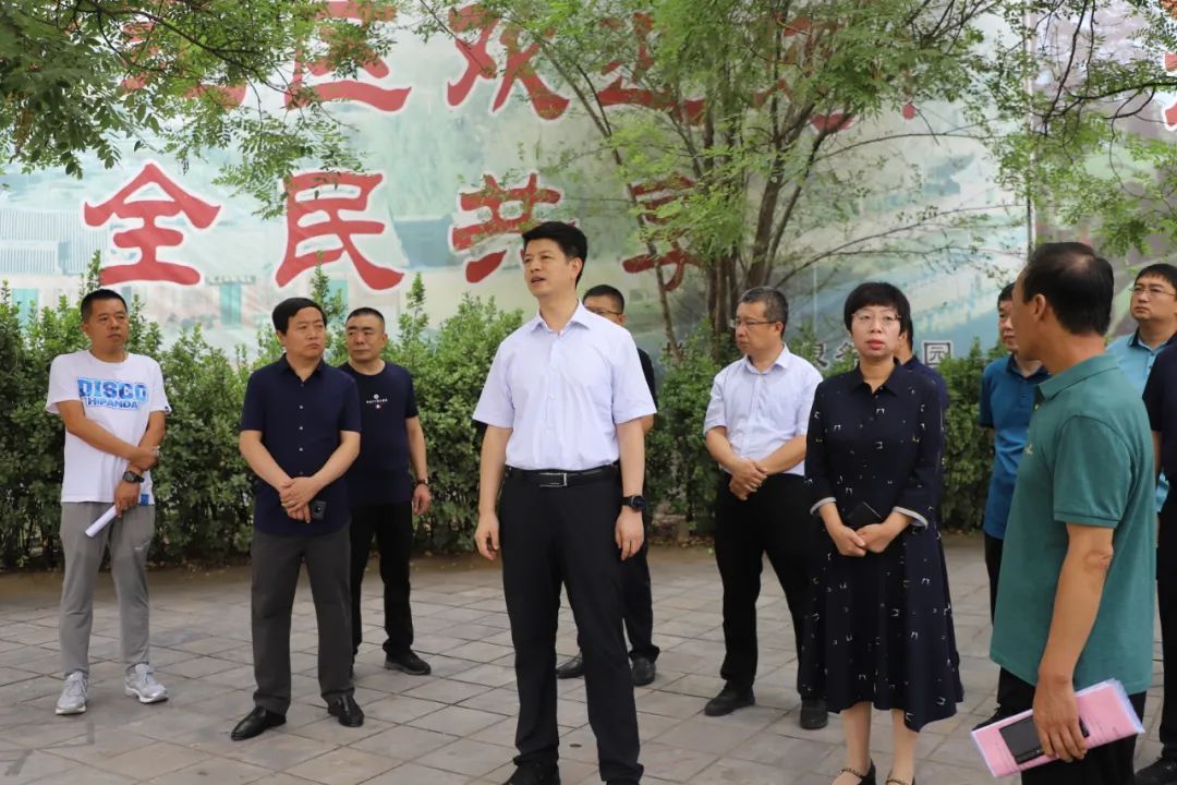 临汾新闻早知道|重磅推出12处打卡地;3集体拟获全国表彰;航班调整;又一大楼封顶;捕狗行动