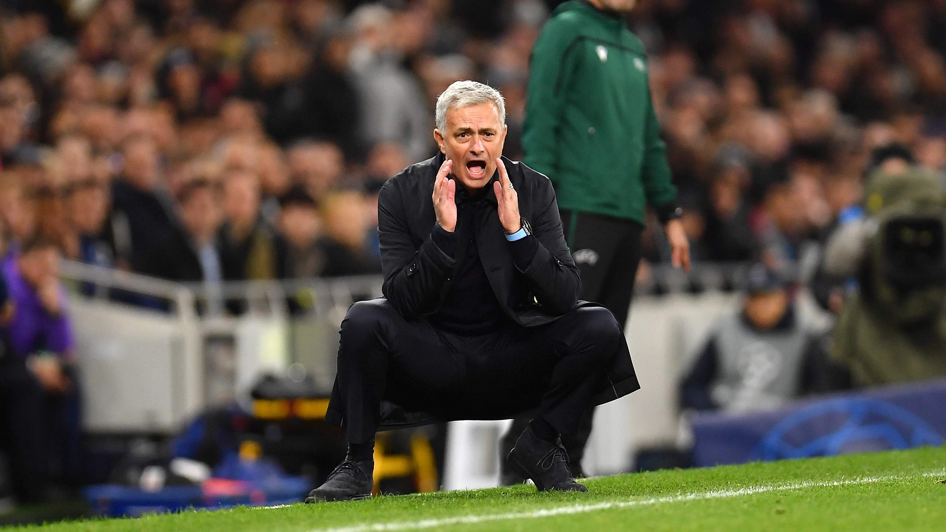 英超兰帕德遭遇下课危机,穆帅兰帕德疯狂的英超