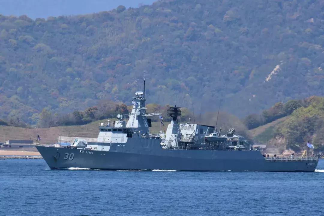 70周年大阅兵海军战舰,2019年海军70周年大阅兵舰艇