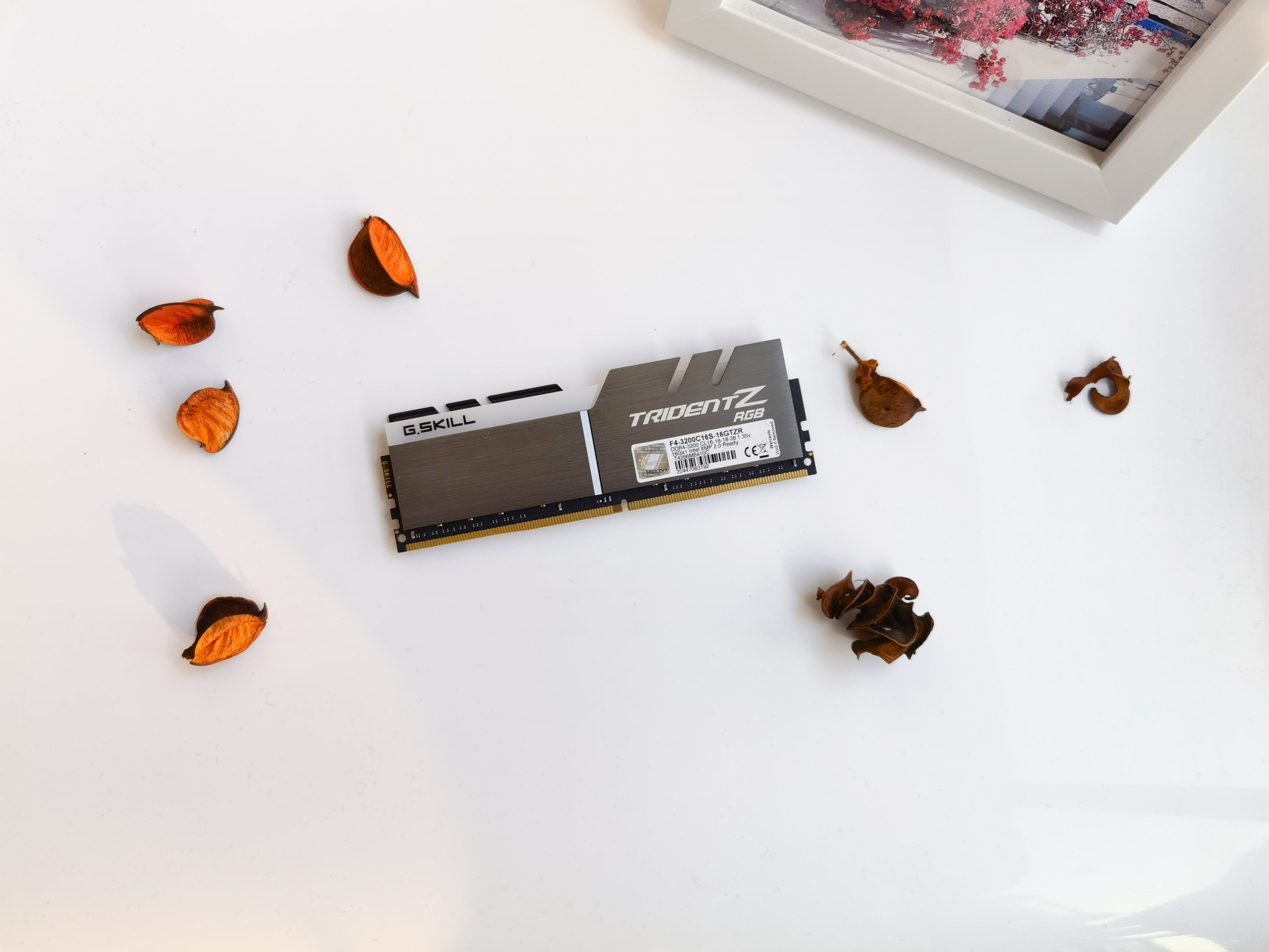 电脑可以组装双通道内存吗,单通道16g和双通道8g1333内存