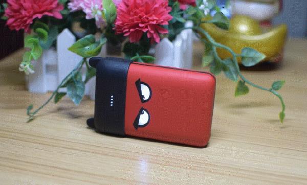 双输出、性能澎湃、魔力十足:爱国者小魔兽MS100移动电源