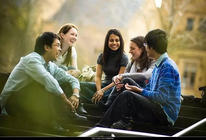 泰国普吉岛大学留学条件,泰国留学费用及申请条件