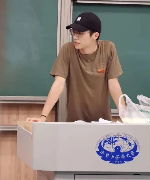 素人帅哥闪照合集,素人帅哥集锦