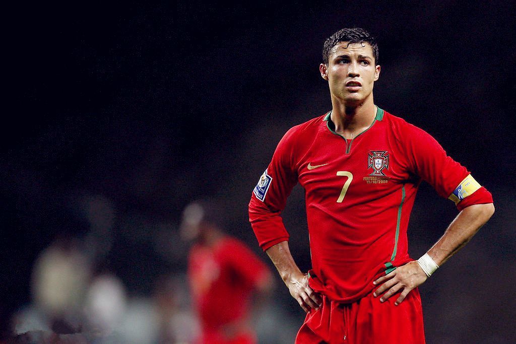 为什么红魔7不是赛事用机,为什么7号球衣要多一横