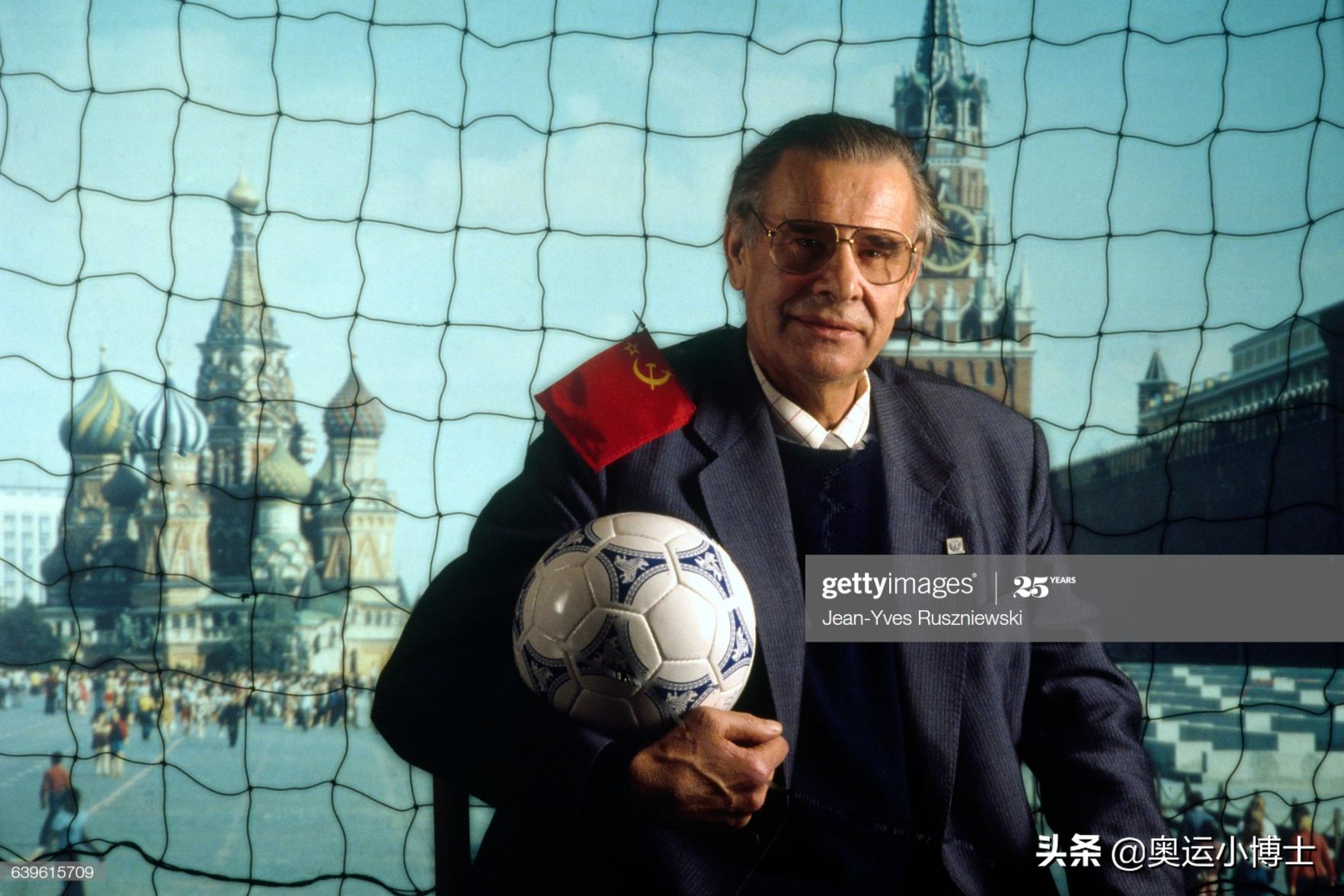 唯一一位获得金球奖的门将是谁,金牌门将列夫雅辛