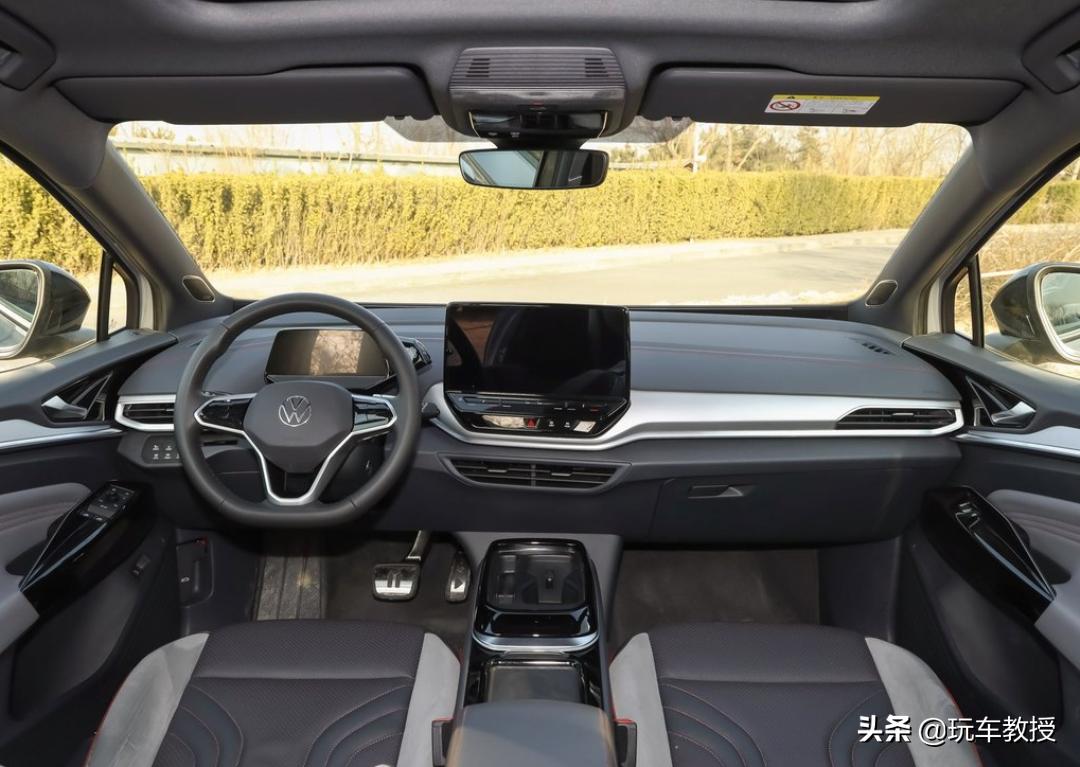 高尔夫纯电裸车价格8.98万,高尔夫纯电最高优惠