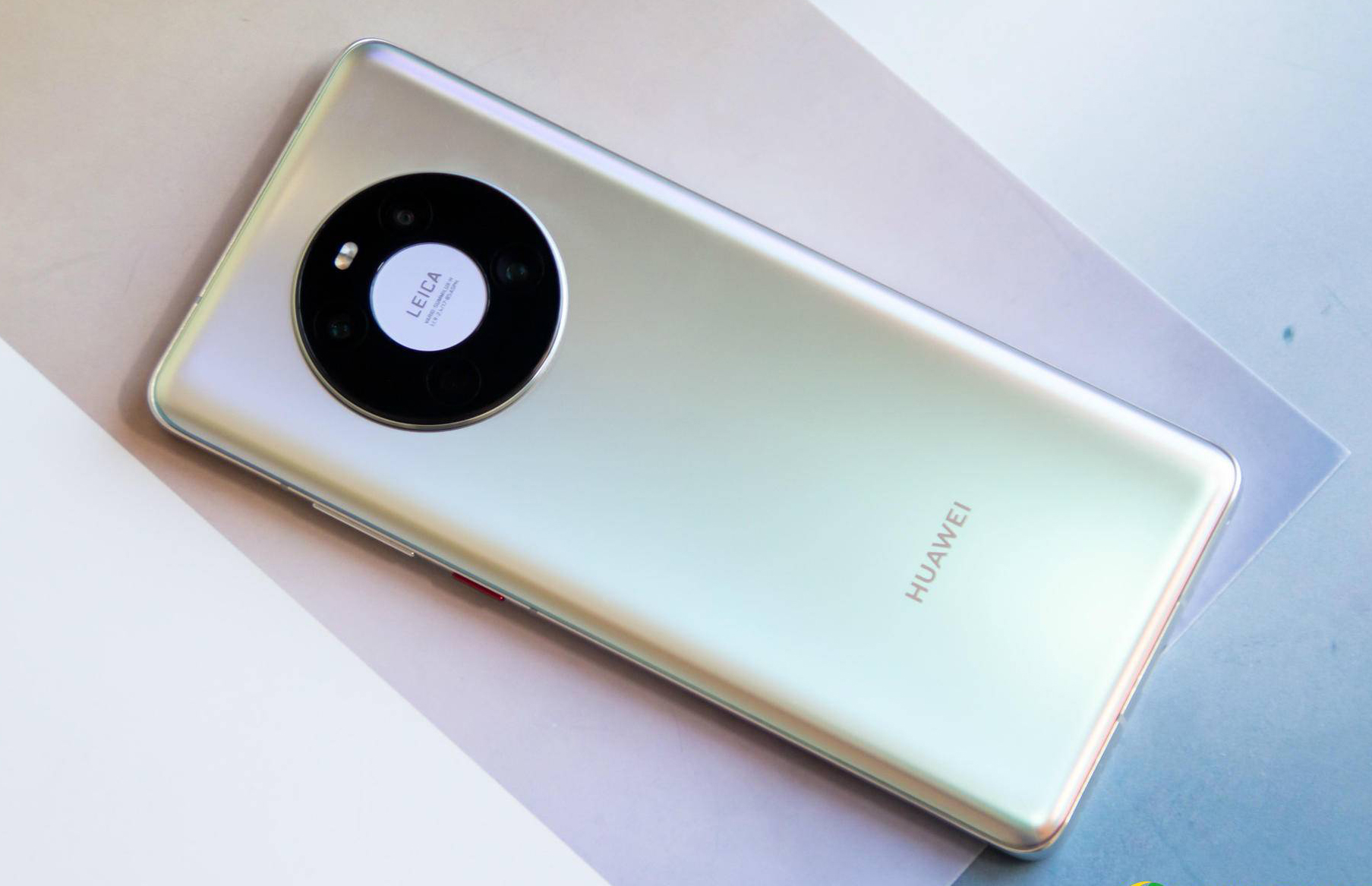 同样千元价位平板华为三星哪个好,同样的价格三星和华为哪个好