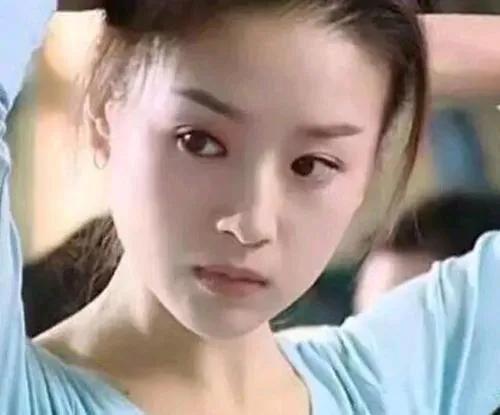 给老公戴绿帽子后，她陷入了万丈深渊……