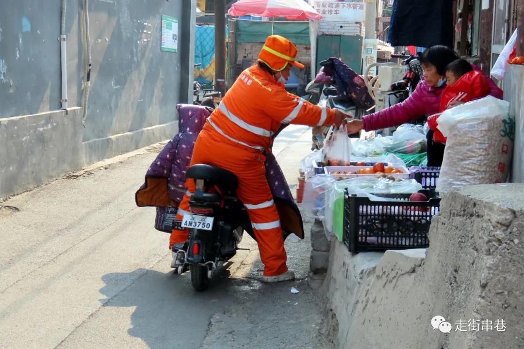 疫情期间还有人摆地摊吗,疫情期间摆摊生活的人