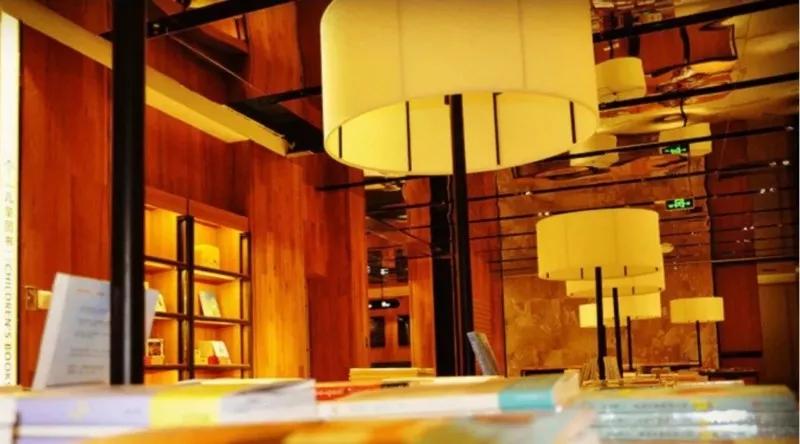 人间四月谷雨时光,人间四月雨纷纷去寻找心灵的地方