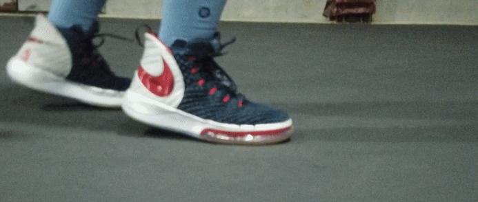 Alphadunk球鞋测评,alphadunk球鞋评测