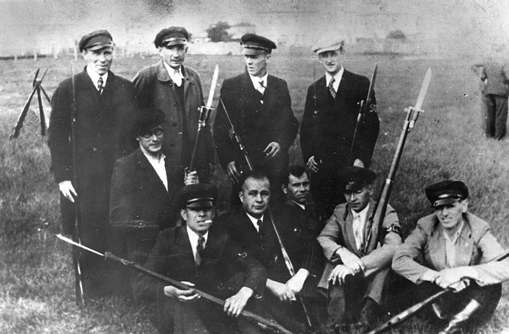 「历史另一面」被遗忘的铁拳—战争初期的拉脱维亚工人武装（1）