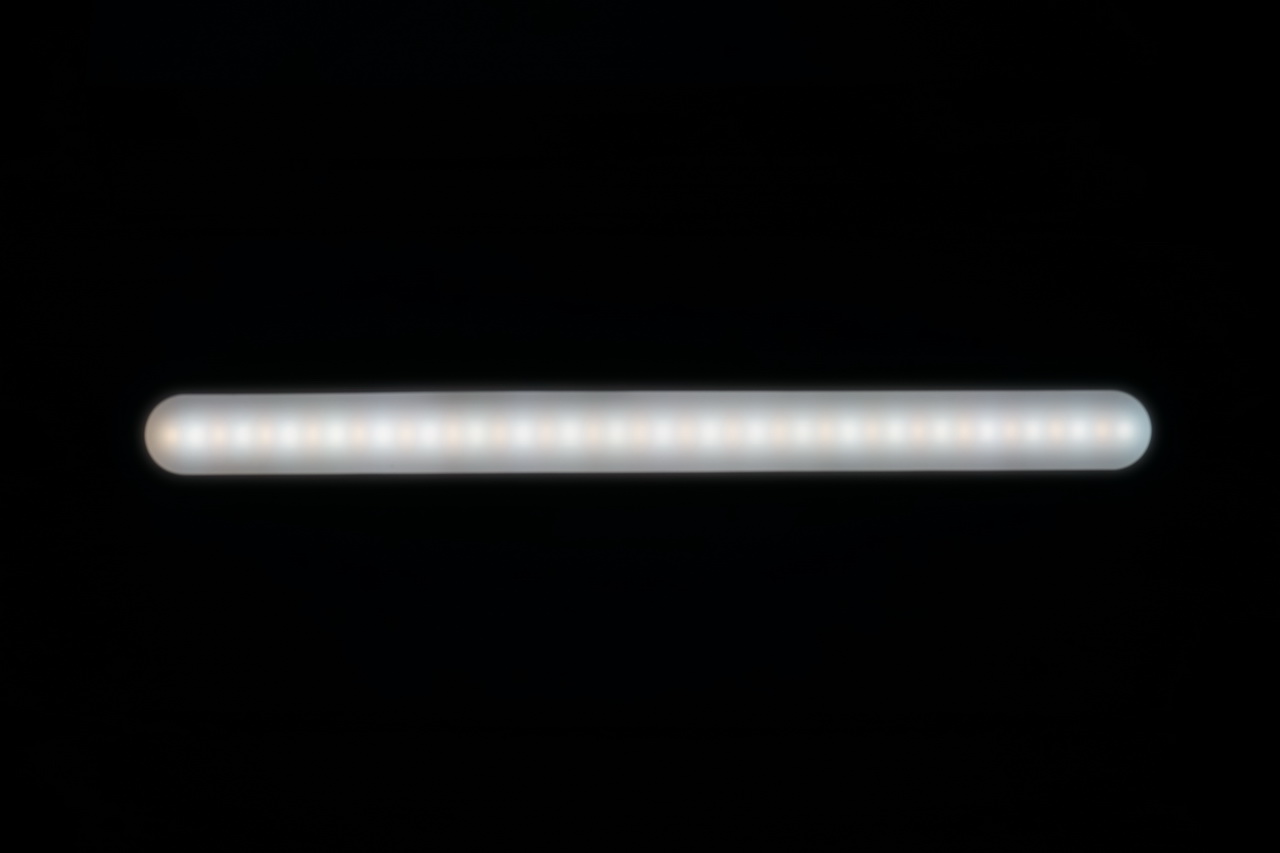 酷毙灯led护眼台灯学生宿舍书桌usb,倍思照明台灯护眼磁吸无极调光