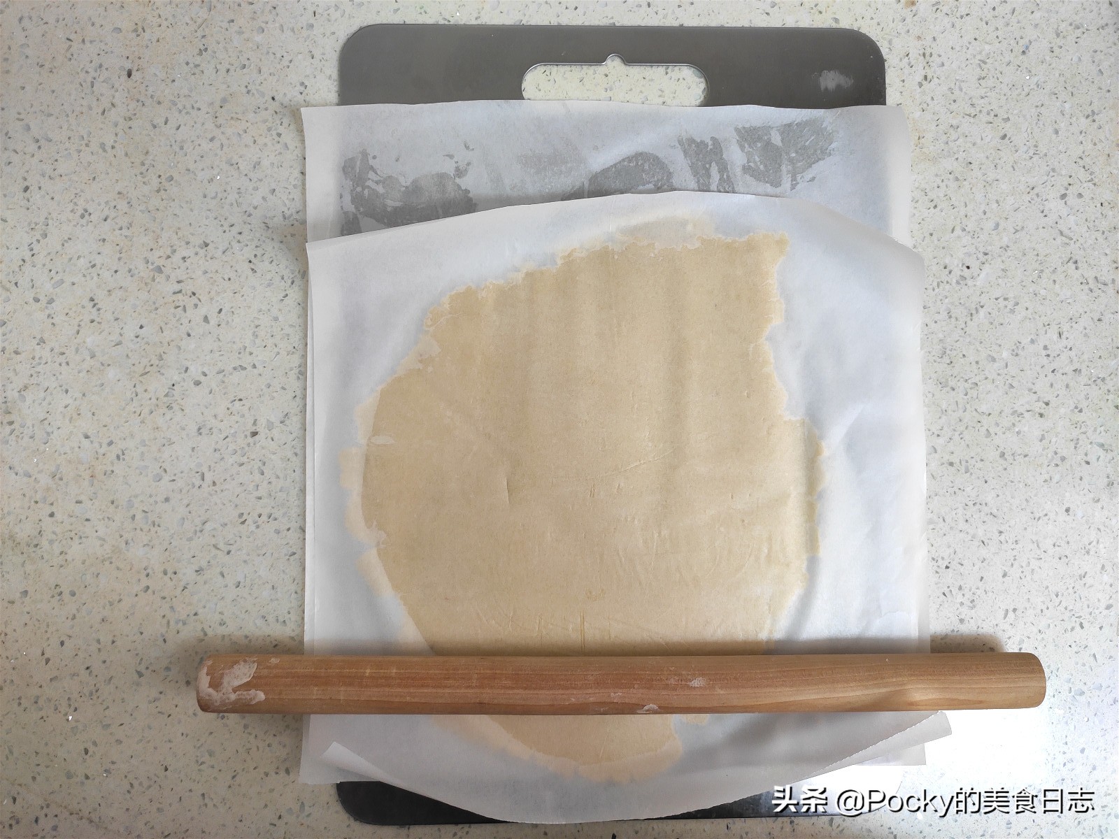 日本ins网红零食焦糖奶油饼干,日本一款抹茶夹心饼干