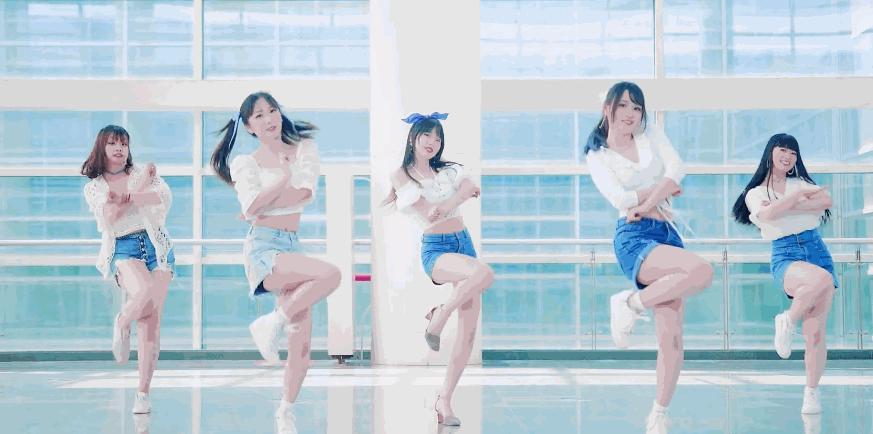 鬼马精灵的女生给人什么感觉,鬼马小精灵女生