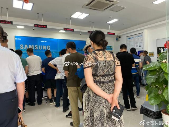 三星闰月手机出现几种问题,三星手机天冷为什么会黑屏