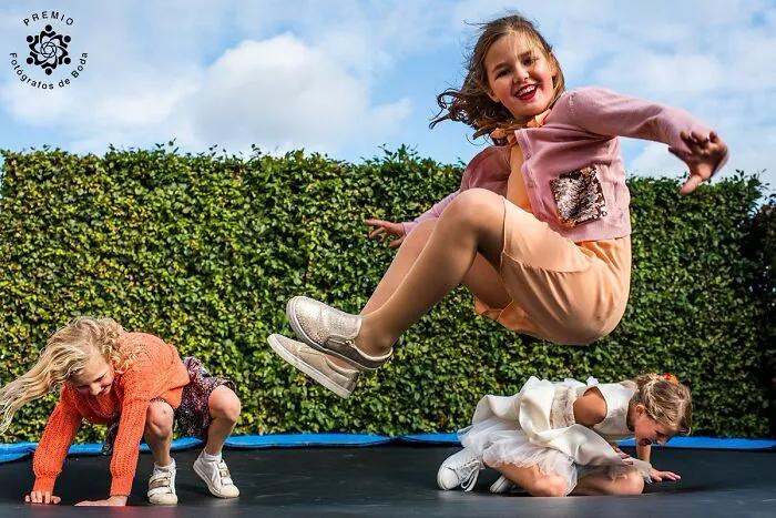 100寮犳渶鏂拌幏濂栧绀肩収,33涓幏濂栫殑濠氱ぜ鐓х墖瀹屽叏鍚稿紩鐪肩悆