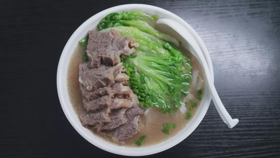 香洲“呢壹间”小店,年轻夫妻做出广东地道茶果,味道超正