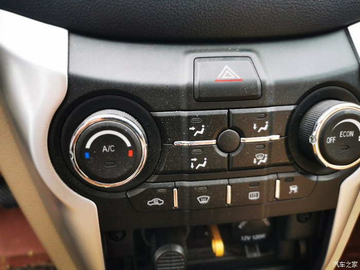 14年长安逸动值得买吗,国产长安逸动质量怎么样