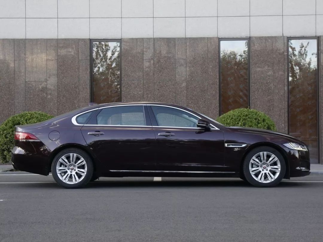 去年我们实测过的轿车里，这8台都有一个“第一”