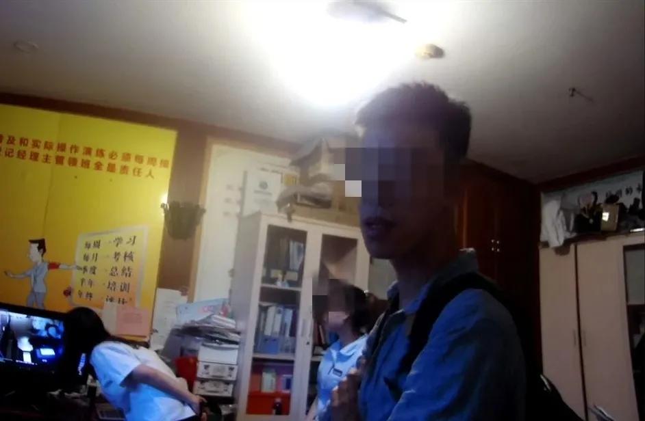 杭州足浴店被举报事件,杭州男子举报足浴店