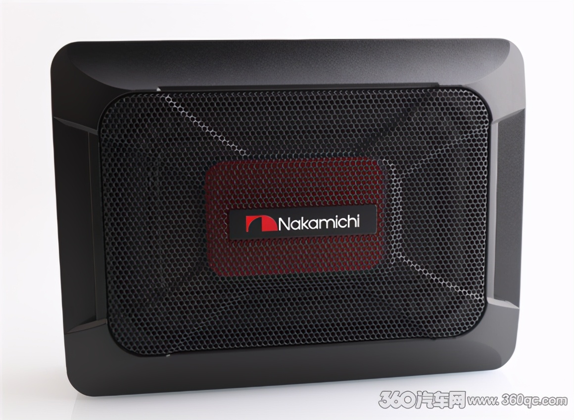 日本中道超薄低音炮效果,中道低音炮和猛雷低音炮哪个好