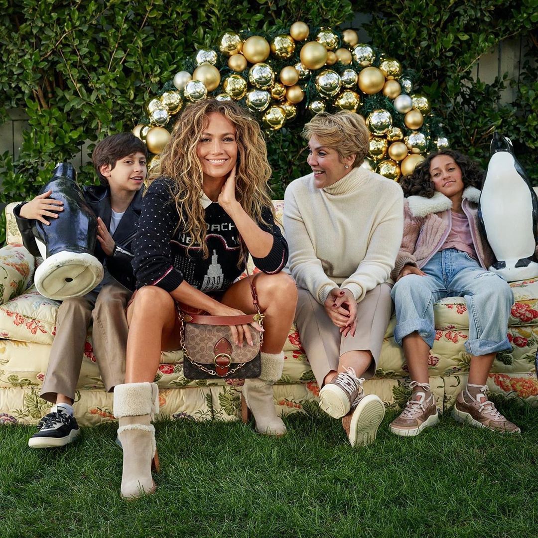 杨紫春节同款蔻驰包包,coach蔻驰杨紫