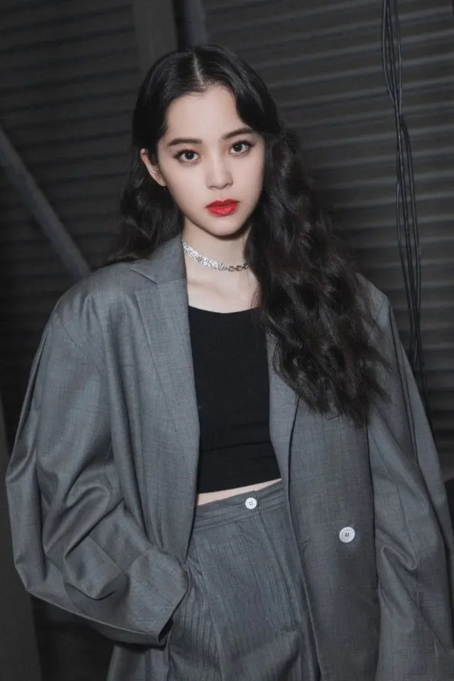 头发大于几厘米适合长发短发,你适合短发还是长发测试免费