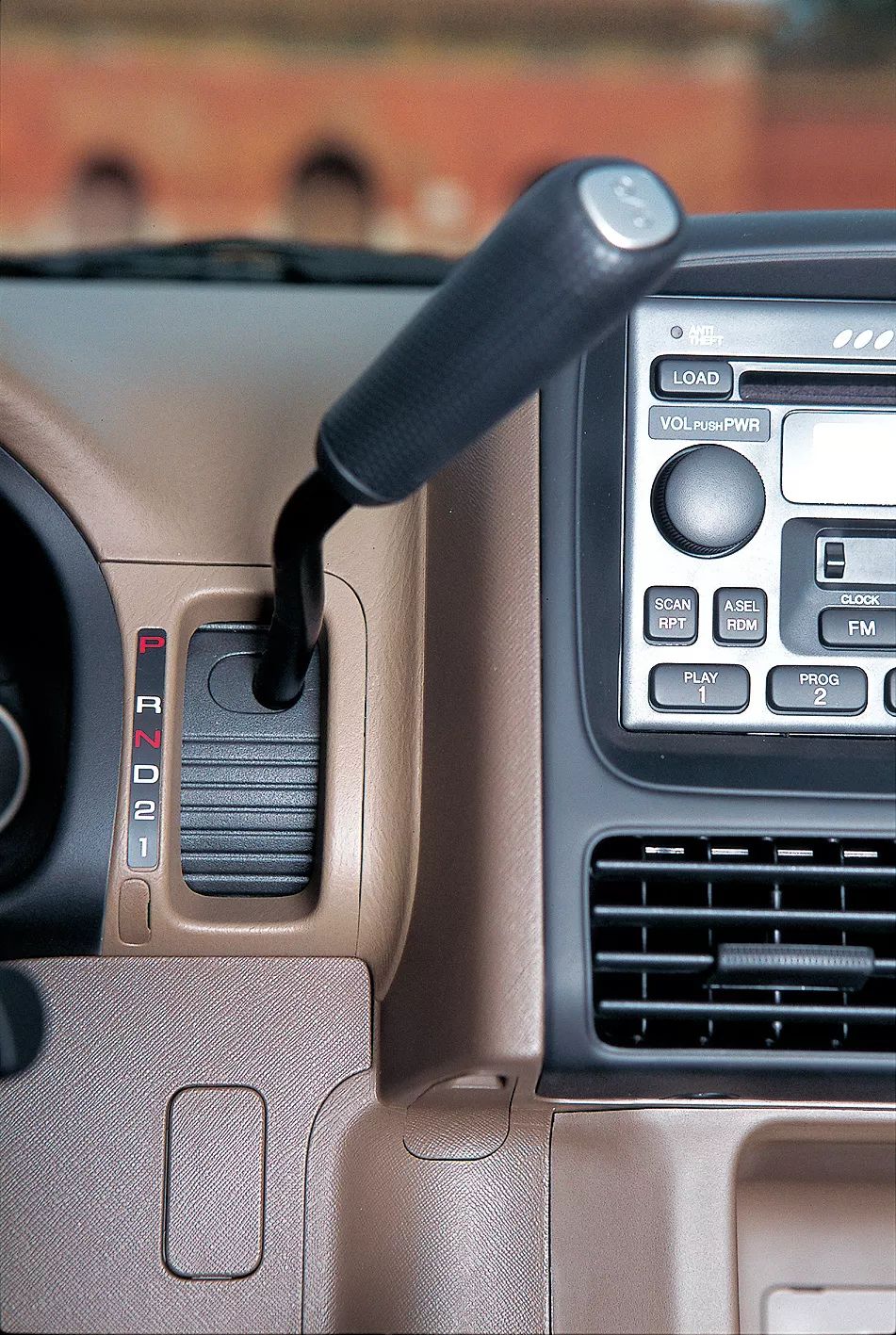 08年东风本田cr-v,本田cr-v2005款