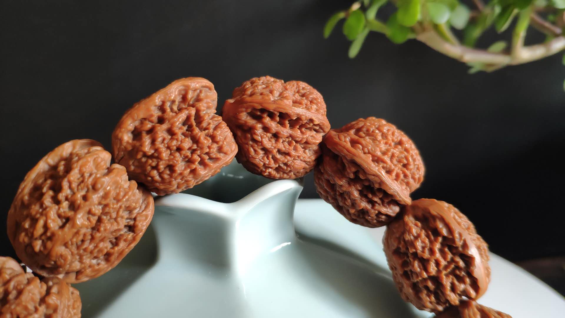 核桃之王,麻核桃手串多大合适