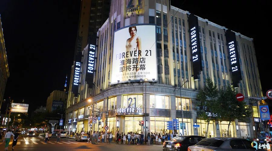 2019优衣库史努比kaws联名,kaws优衣库第三次联名多少钱