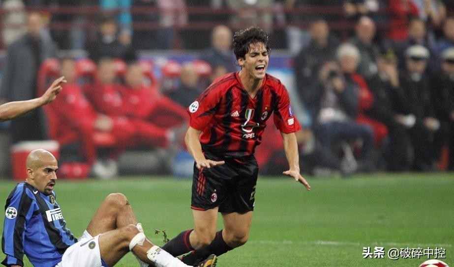 是习惯还是暗藏玄机，除了托蒂，还有哪些球员喜欢把球袜拉到一半