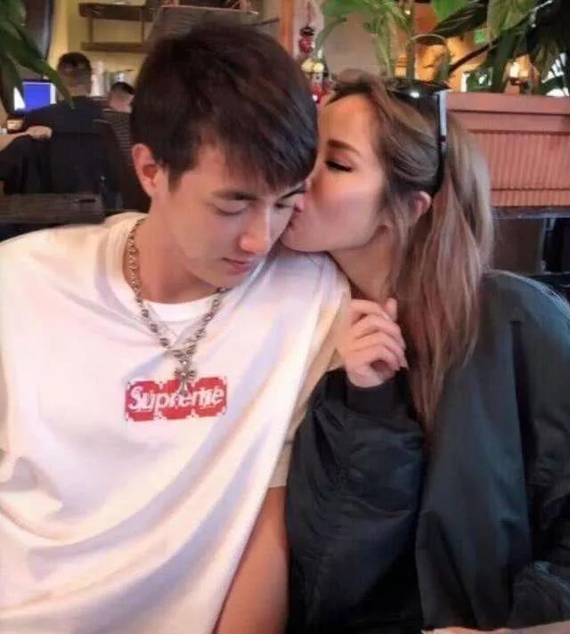 萧亚轩对爱情的执着,萧亚轩遗失的心跳是放下了吗