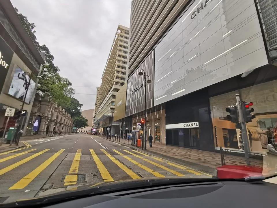 疫情下的香港五一黄金周：0内地团访港，多个品牌宣布撤店