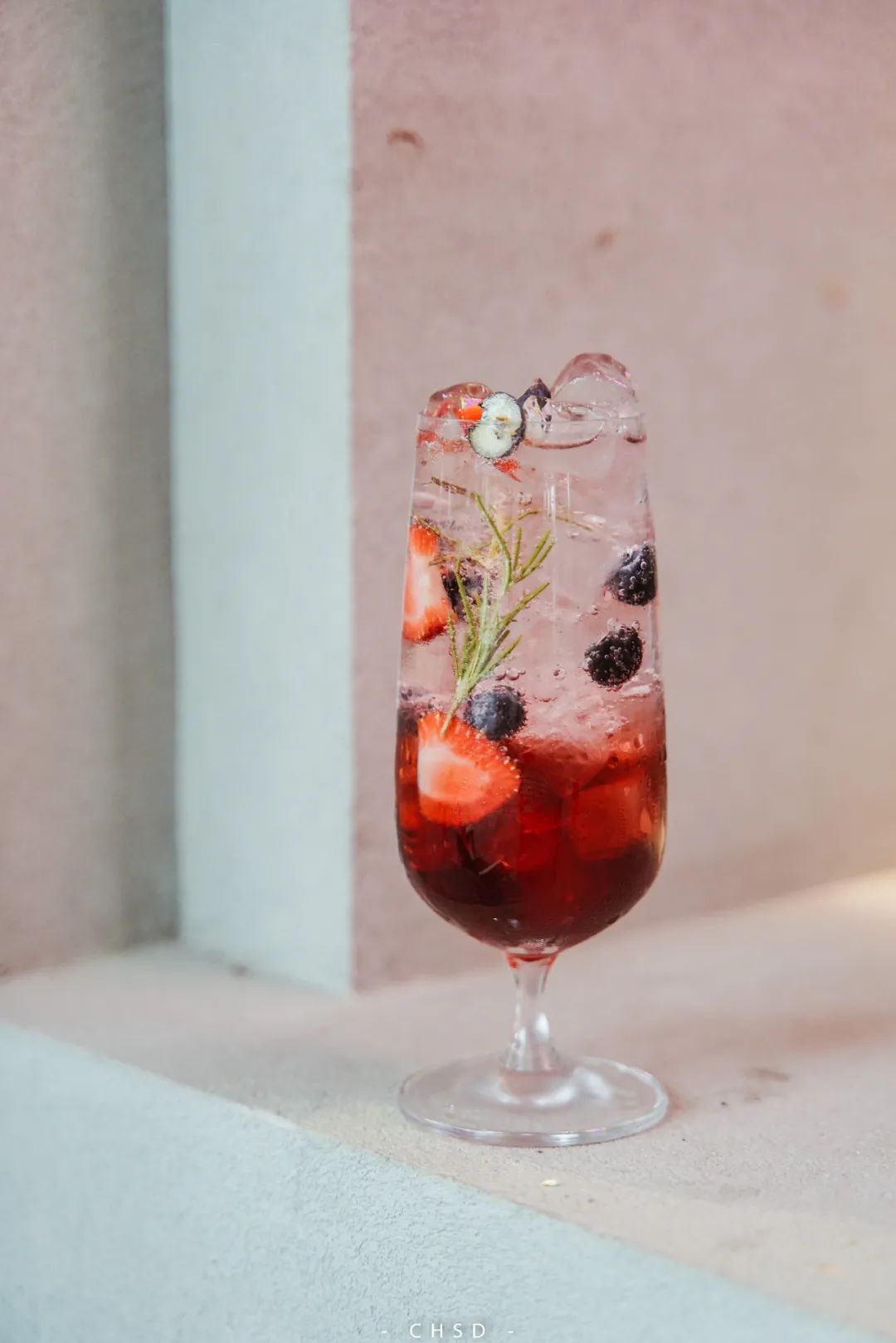 家楼下的「茶饮咖啡+精酿」，从清醒到微醺都给你安排上