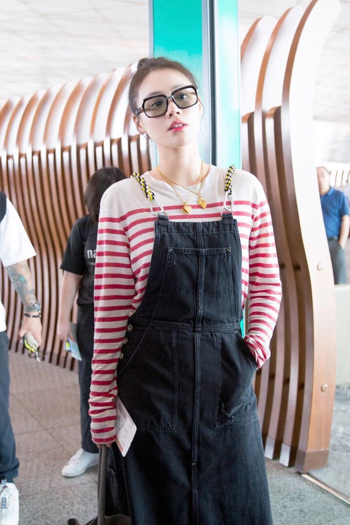 条纹衣柜,条纹设计穿出高级感