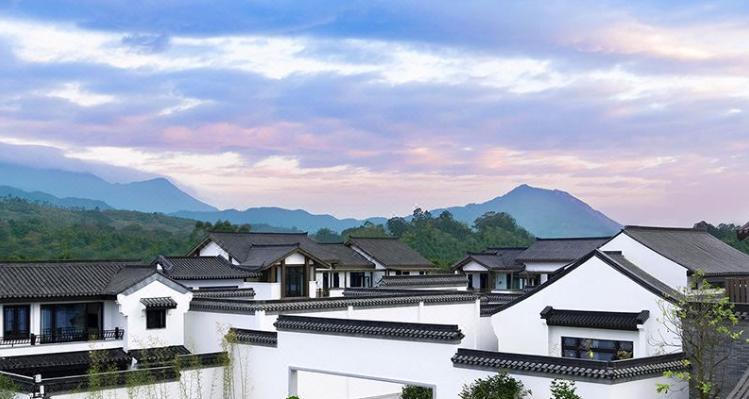 河源最好的温泉度假村,河源温泉度假村的泉眼