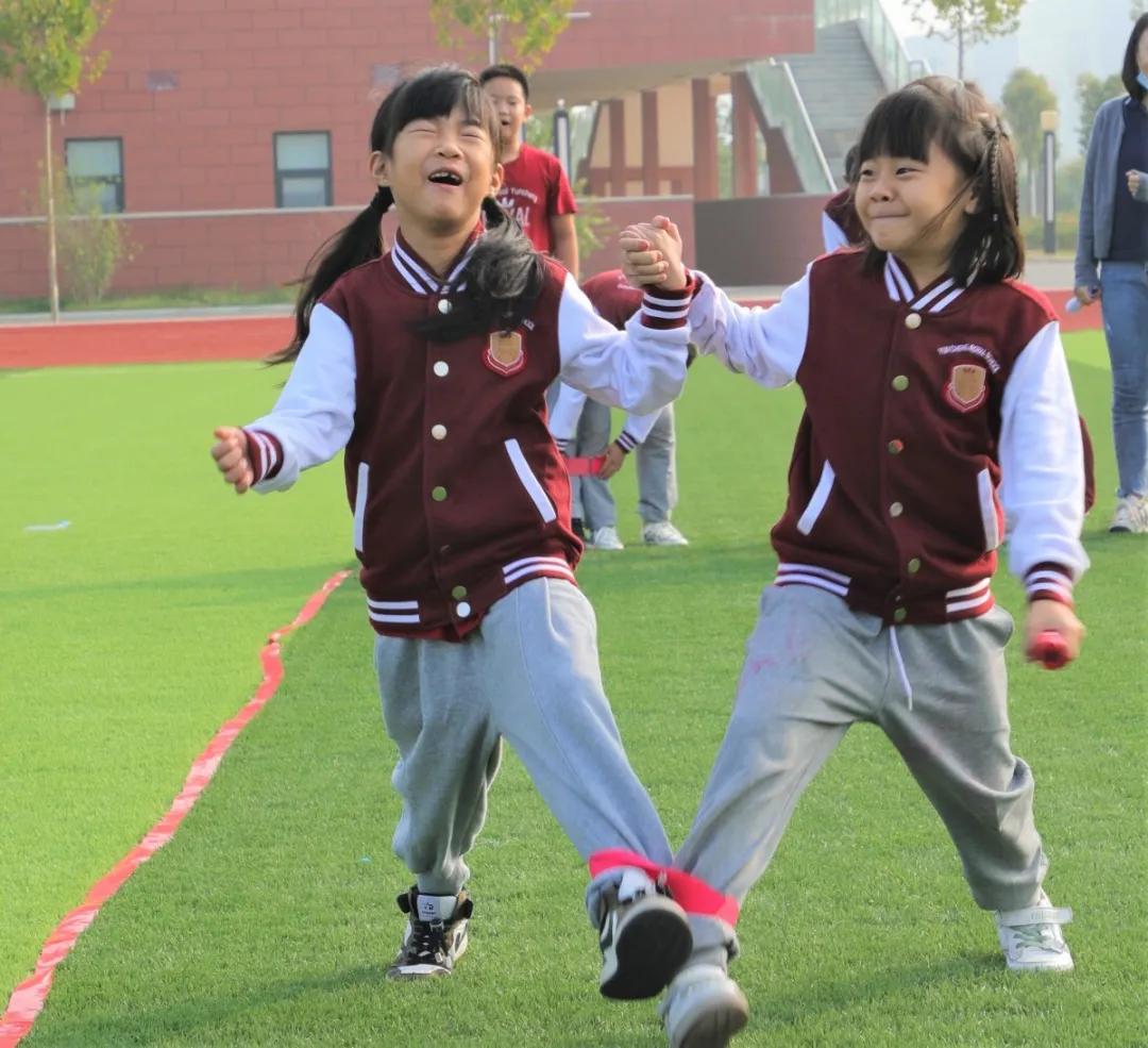 趣味运动会团结奋进,趣味运动会青春