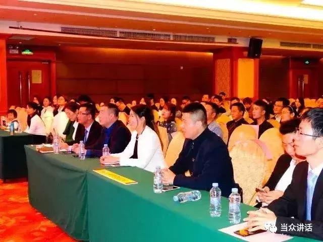 怎么样才能成为优秀主持人,怎样成为一名优秀的主持人总结