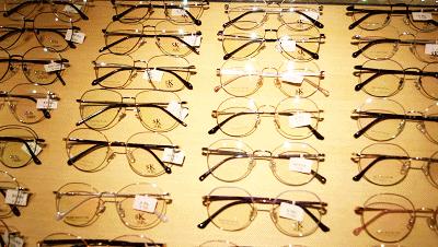 杭州这家店拥有优质的服务,隐形眼镜、老花眼镜的百年老字号企业