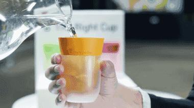 神奇减肥魔力杯，白水一秒变可乐|极刻开箱