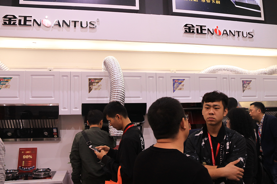 金正橱电米美秀:科技赋能,持续创新提升产品差异化