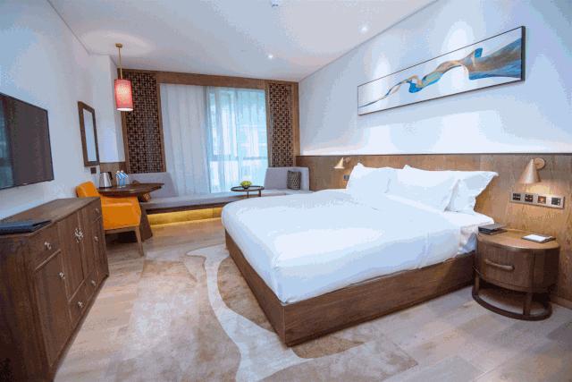 去古尔沟怎么玩,古尔沟看雪山泡温泉