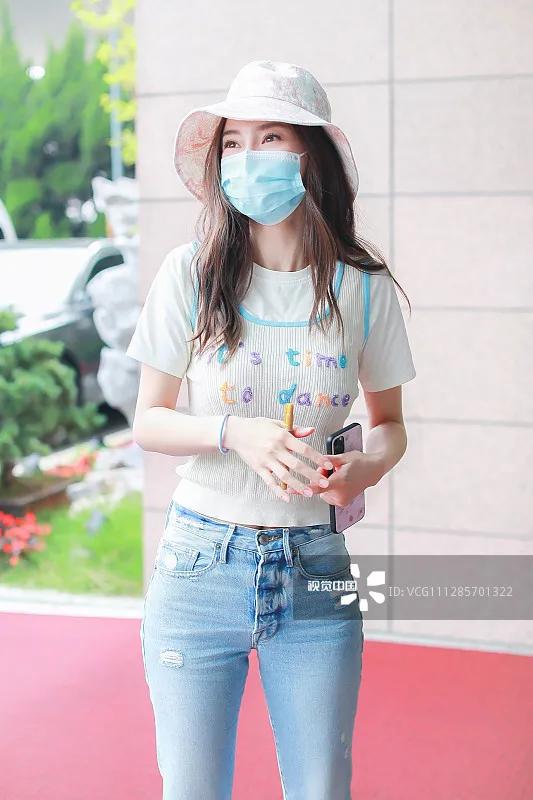 女明星新式国风穿搭,女明星氛围感穿搭私服