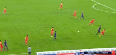 球员太差教练吓跑!这支国足没教练了,还扬言11月要教训韩国队